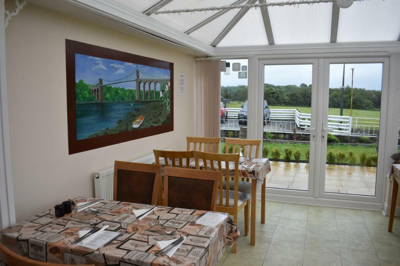 Taldrwst Farmhouse Beaumaris Exterior photo
